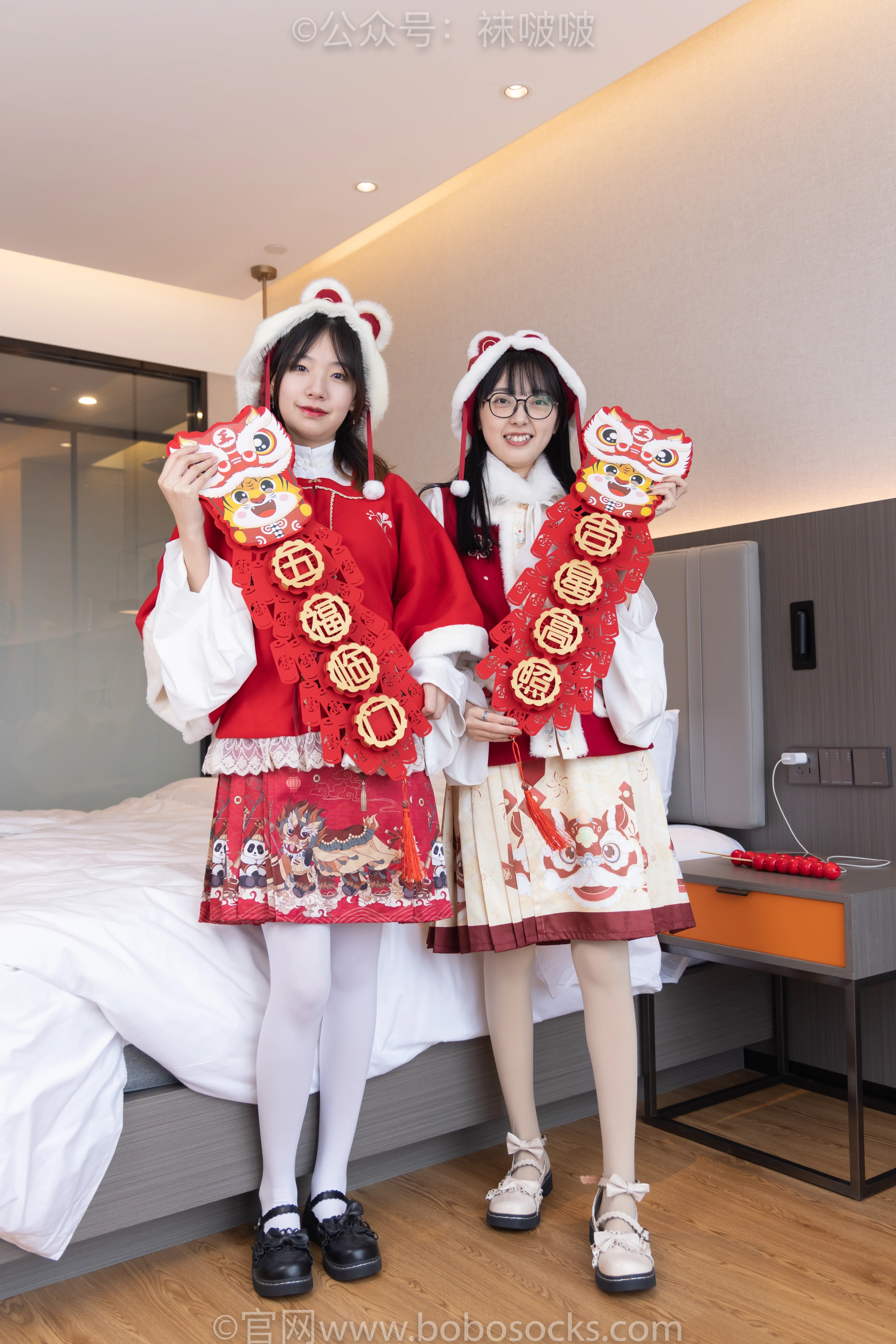[BoBoSocks袜啵啵]NO.054 小甜豆与稚予-给大家拜年啦 1